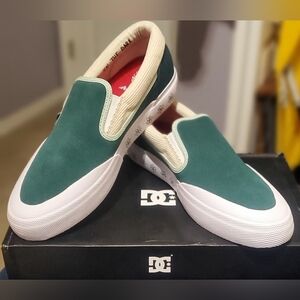 DC Manual "X Susie" Slip-Ons, New in Original Box! Womens 12.5/Mens 11